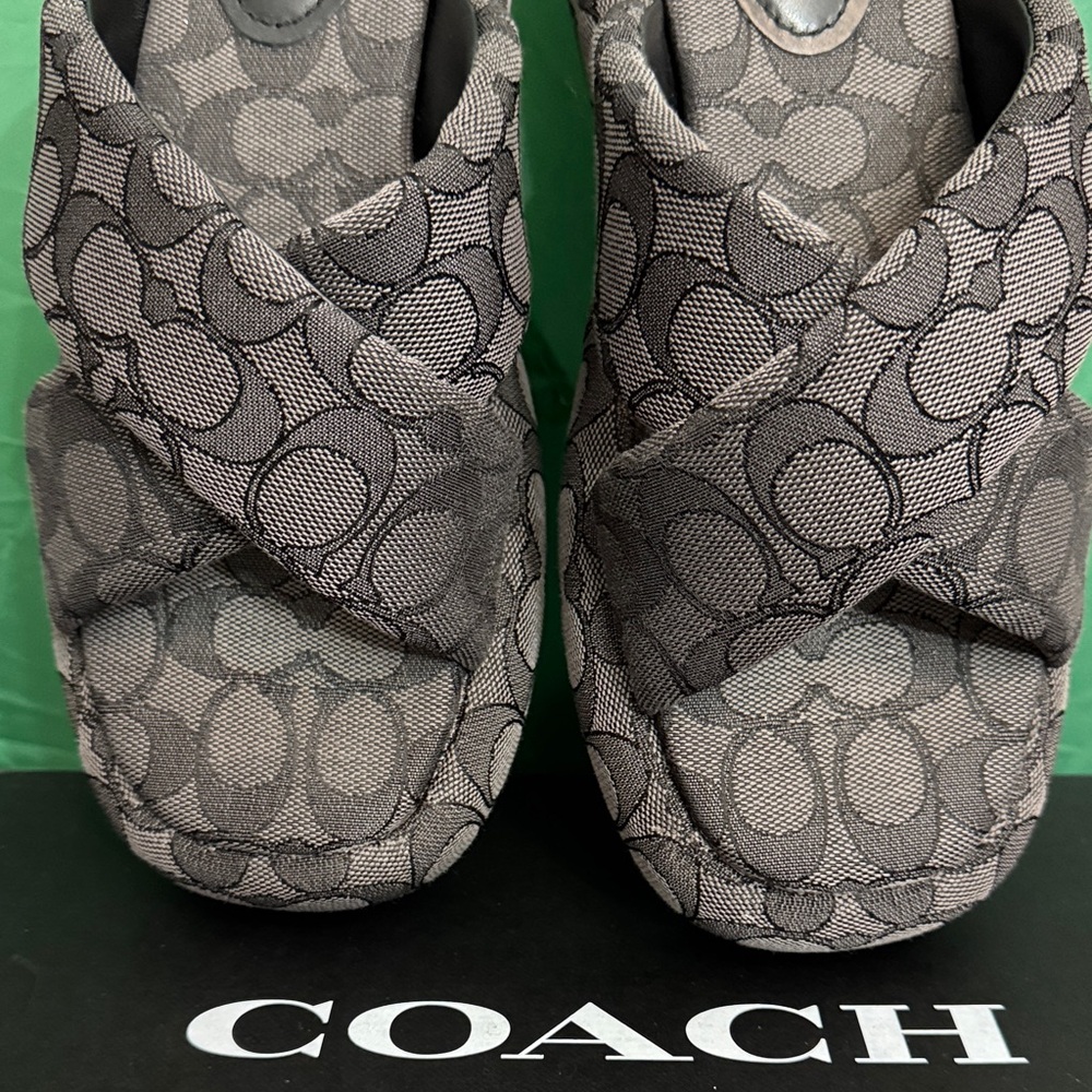 Coach  Black Patterned Slippers size 7.5 like new - Picture 3 of 16